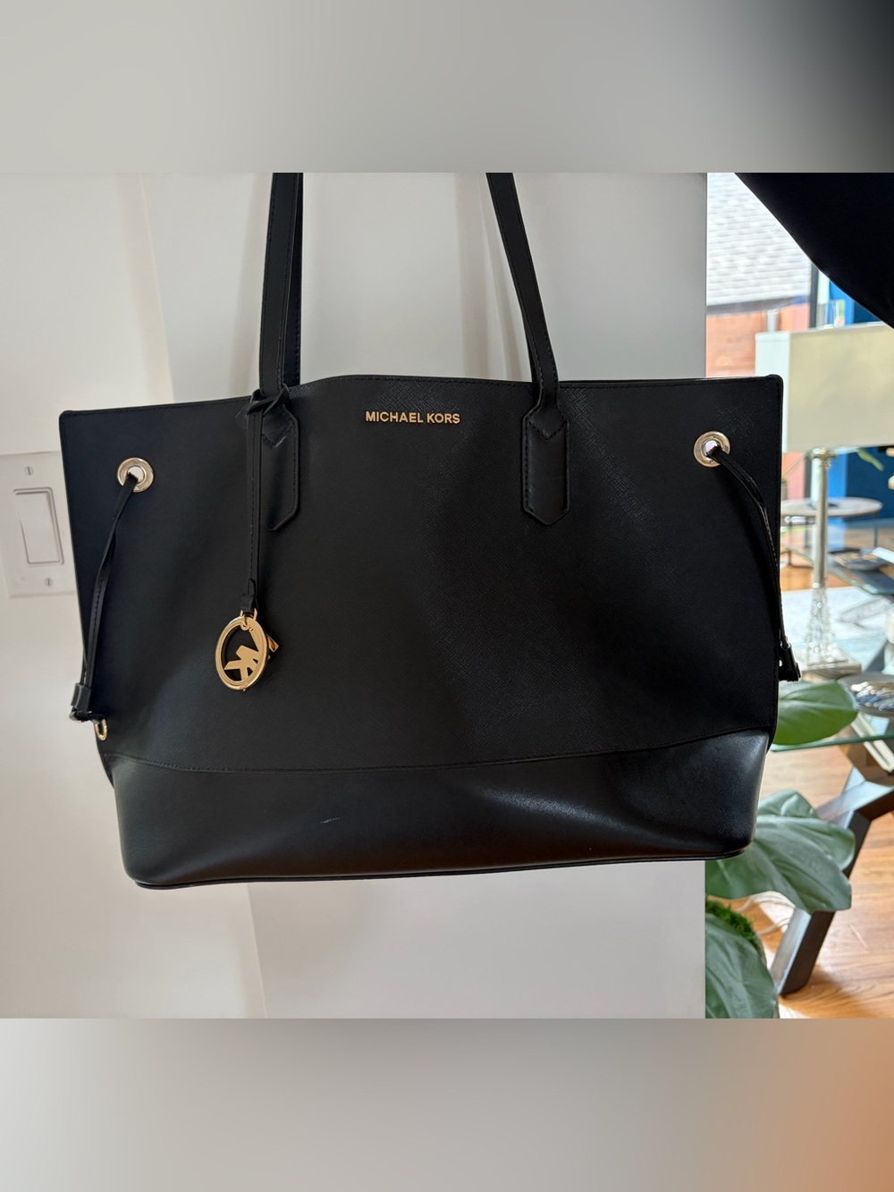 Michael Kors Black Leather Tote with Gold Logo Charm my cousin